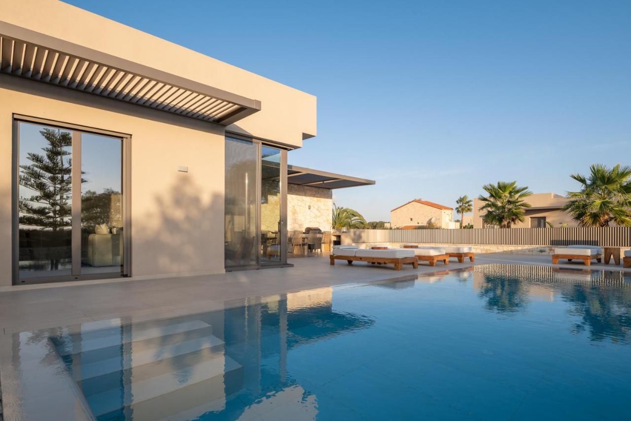 חאניה Athina Luxury Villa, With Pool & Walk To The Beach, By Thinkvilla מראה חיצוני תמונה