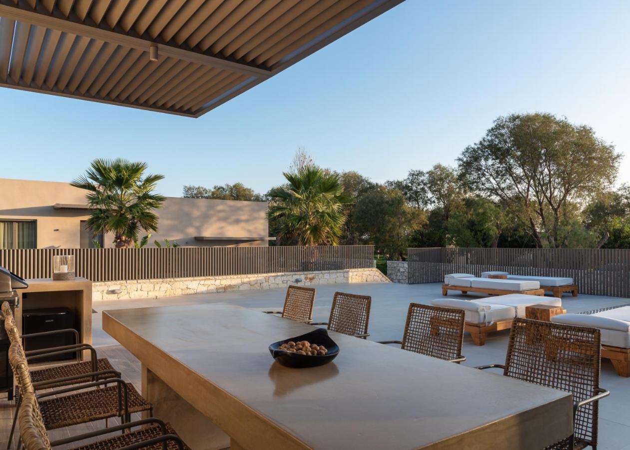 חאניה Athina Luxury Villa, With Pool & Walk To The Beach, By Thinkvilla מראה חיצוני תמונה