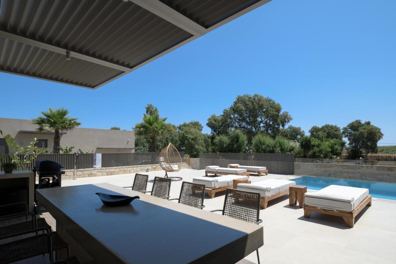 חאניה Athina Luxury Villa, With Pool & Walk To The Beach, By Thinkvilla מראה חיצוני תמונה